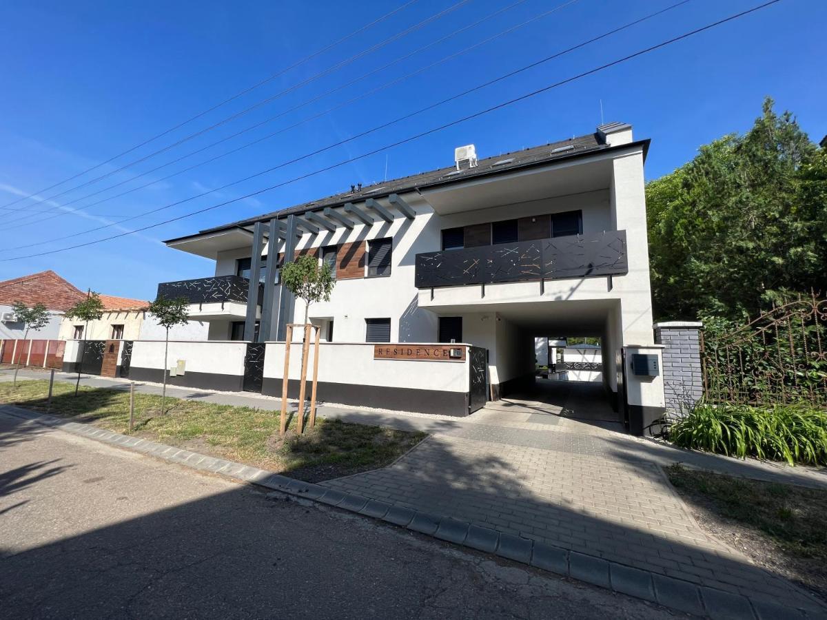 Csipke Residence 1. Hajdúszoboszló المظهر الخارجي الصورة